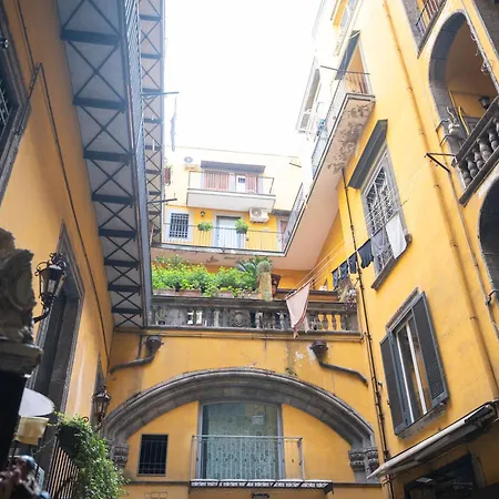 Soft Balcone, Ascensore E 2 Nel Cuore Del Centro Storico *